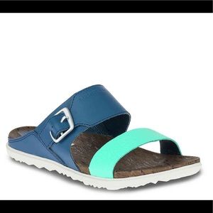 MERRELL | Around Town Buckle Slide Sandal
